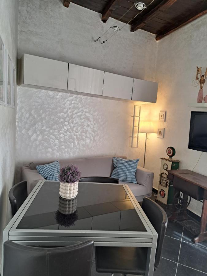 La Casa Nel Borgo Apartment Viterbo Bagian luar foto